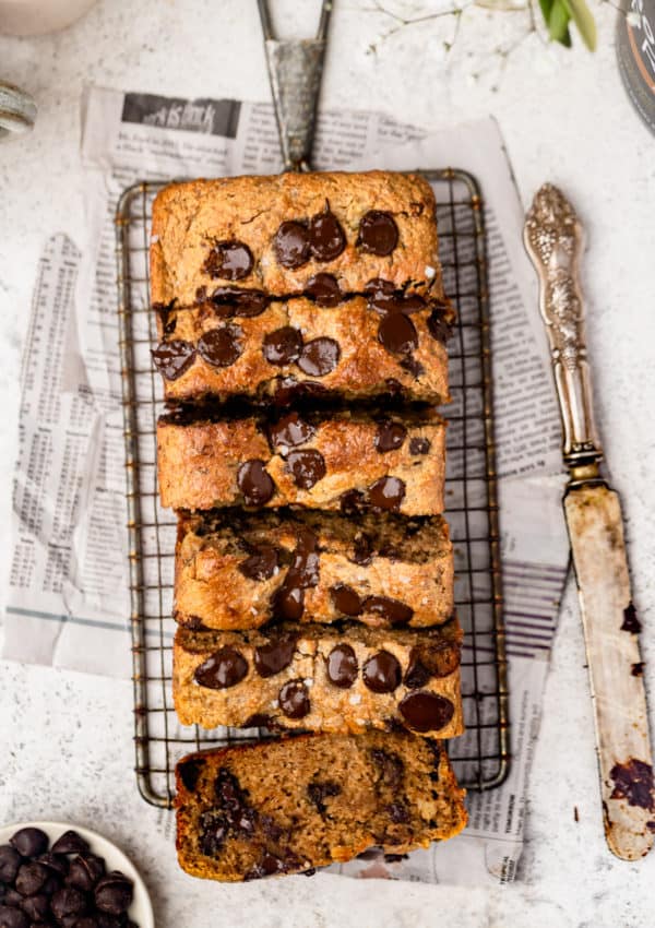 Paleo Chocolate Caramel Banana Bread (no added sugar!)